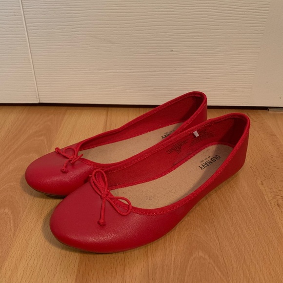 Red Ballet flats - Picture 2 of 5